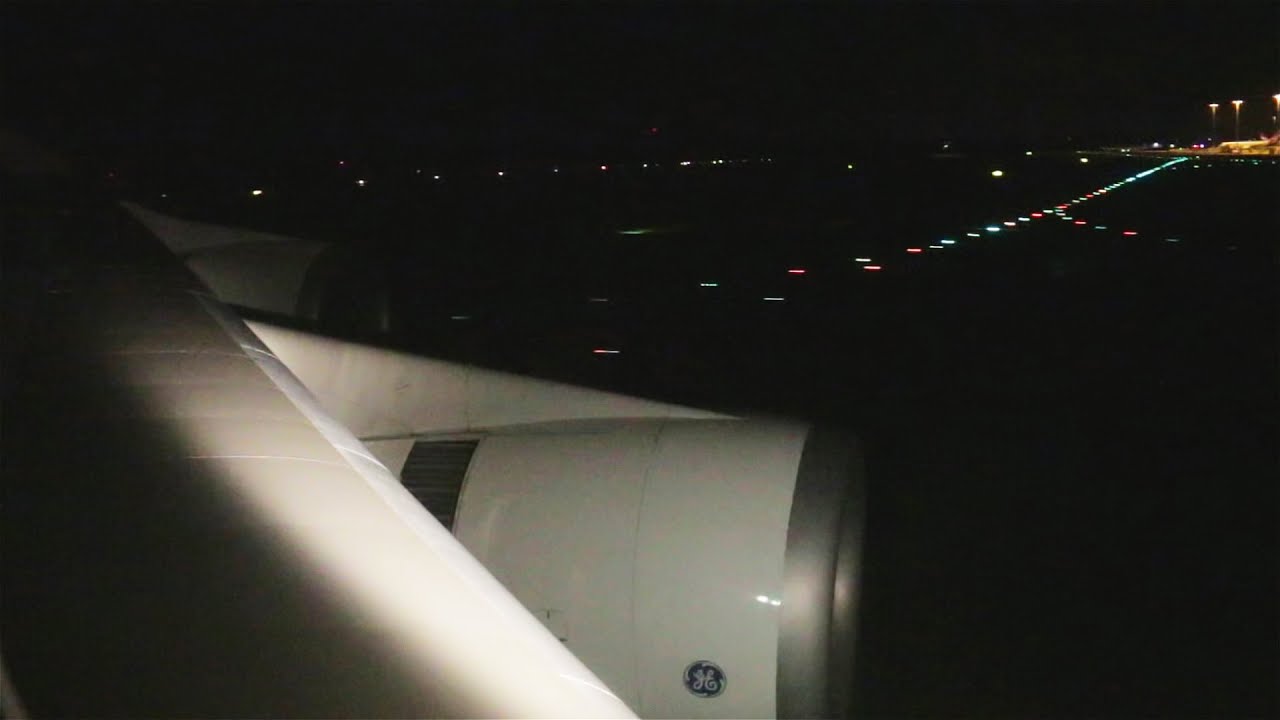 HARD LANDING | Qantas 747-438(ER) Landing Melbourne Airport - [VH-OEJ]
