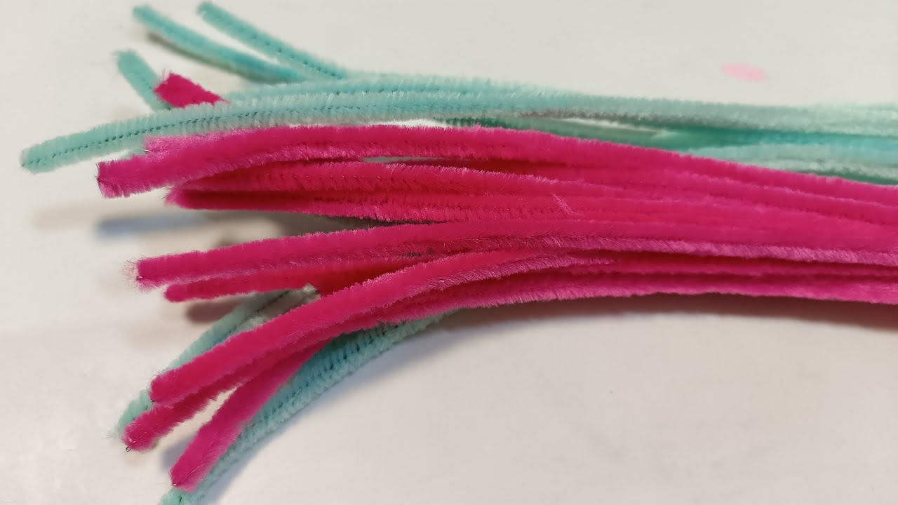 DIY Pipe Cleaner Crafts Ideas
