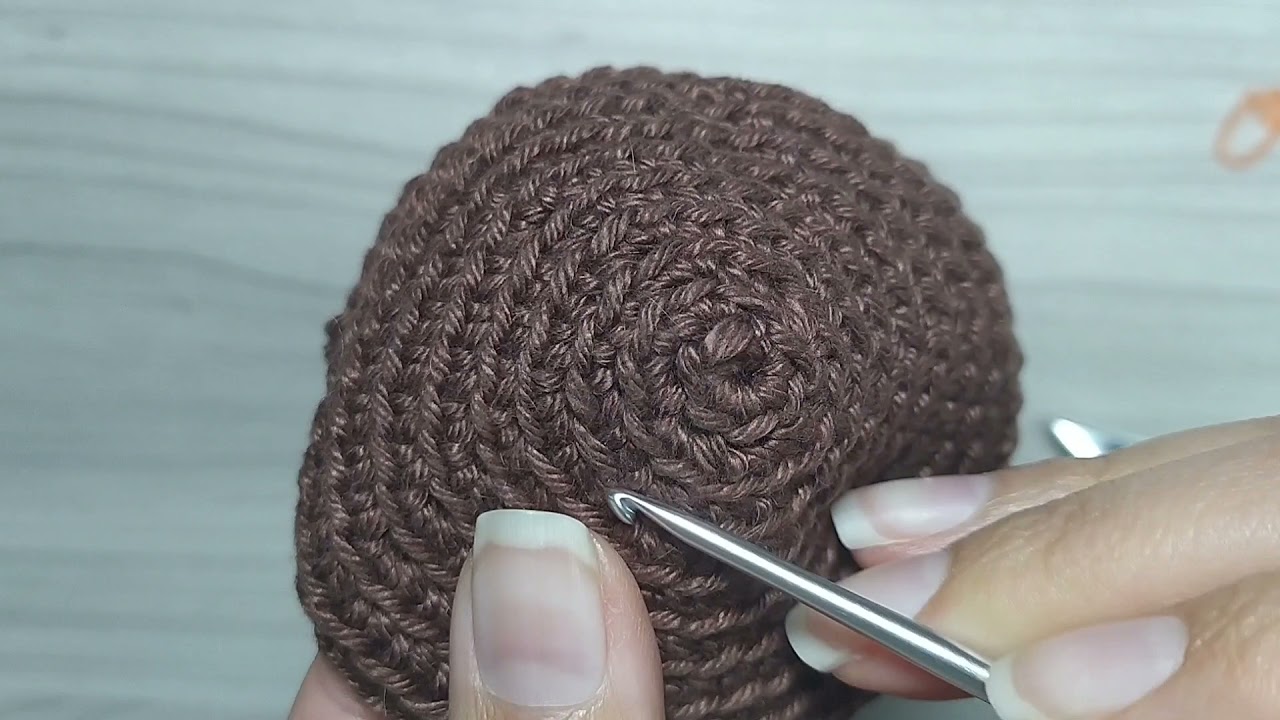Cabelo crespo amigurumi (Caíque)