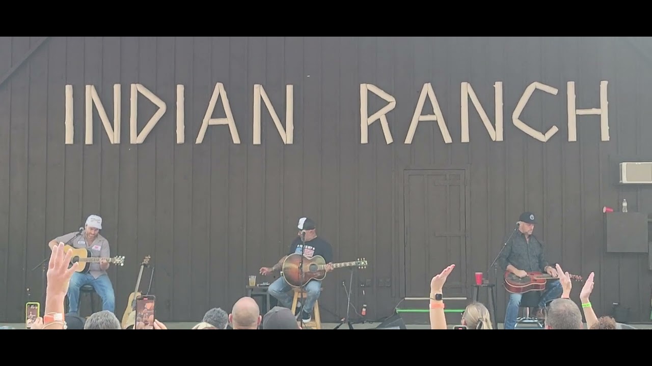 Am I The Only One  -  Aaron Lewis