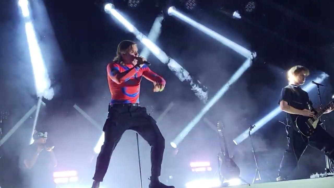 Half Life - Livingston live at Webster Hall in NY (May 20, 2025)