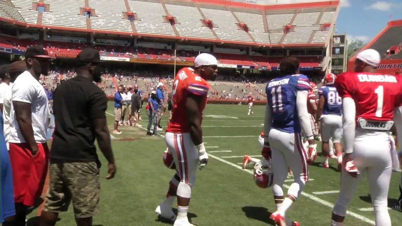 Dominique Easley: The Gators LineDancer