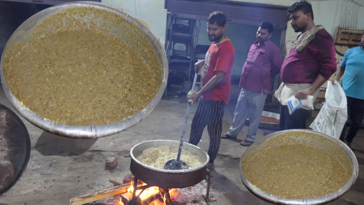 Badam Ka Kund l Traditional Hyderabadi Dessert | बादाम का कुंड |Mughlai Badam Ka Kund | Chethan food
