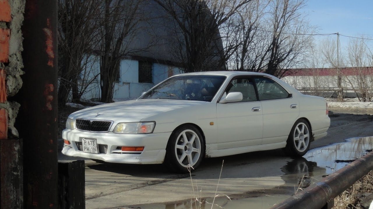 Nissan Laurel (C35)