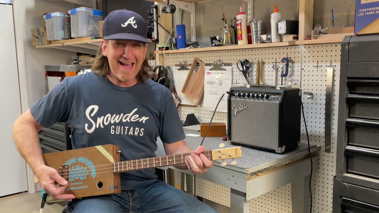 Cigar Box Guitar How to play Hoochie Coochie Man with Mike Snowden on 3 String Thursday!