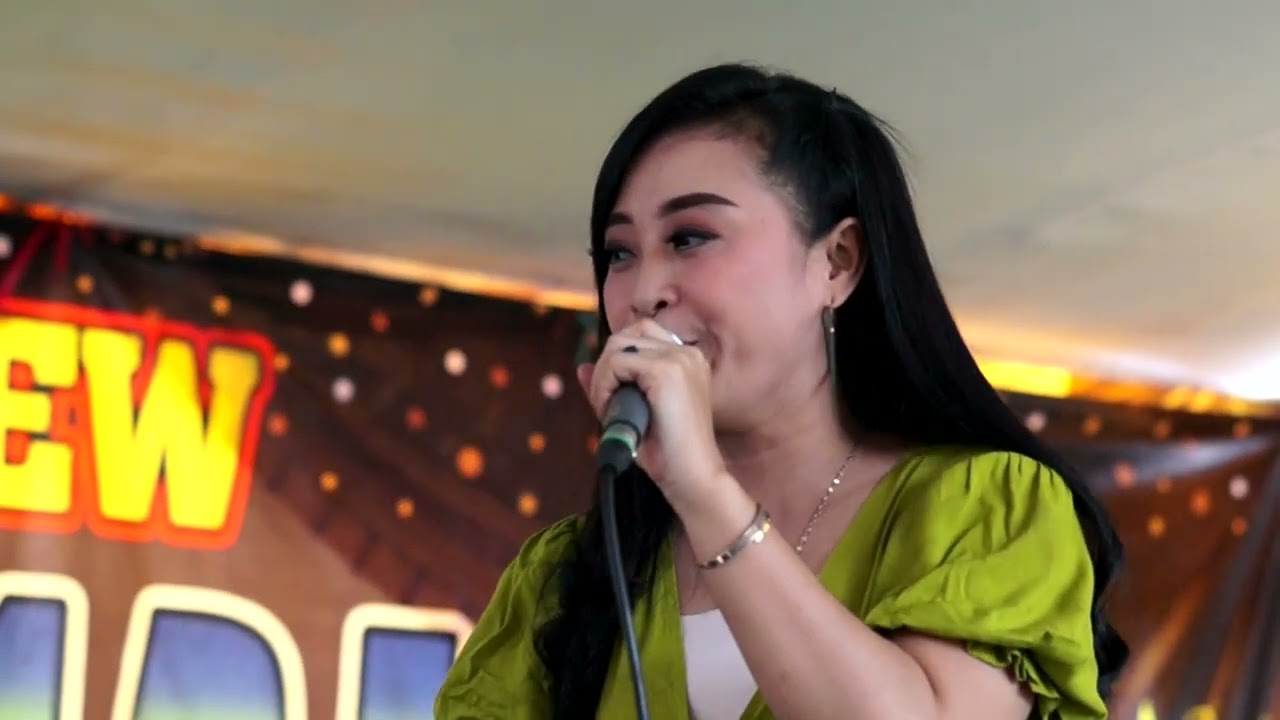 BUJANGAN VOC.AYU AYUNDA NEW ROSMALA