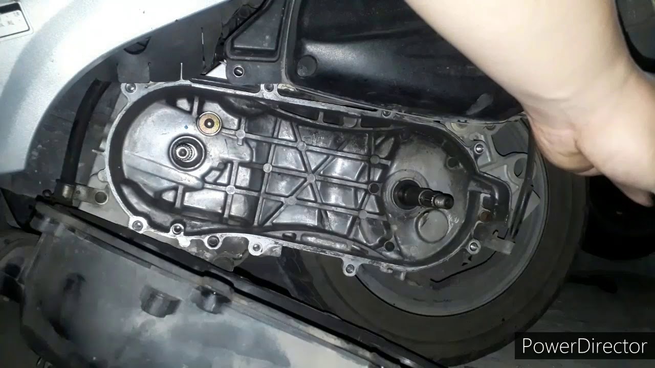 《DK的胡搞瞎搞》機車DIY篇 光陽V2 傳動拆裝（不專業拍攝，不專業技術）