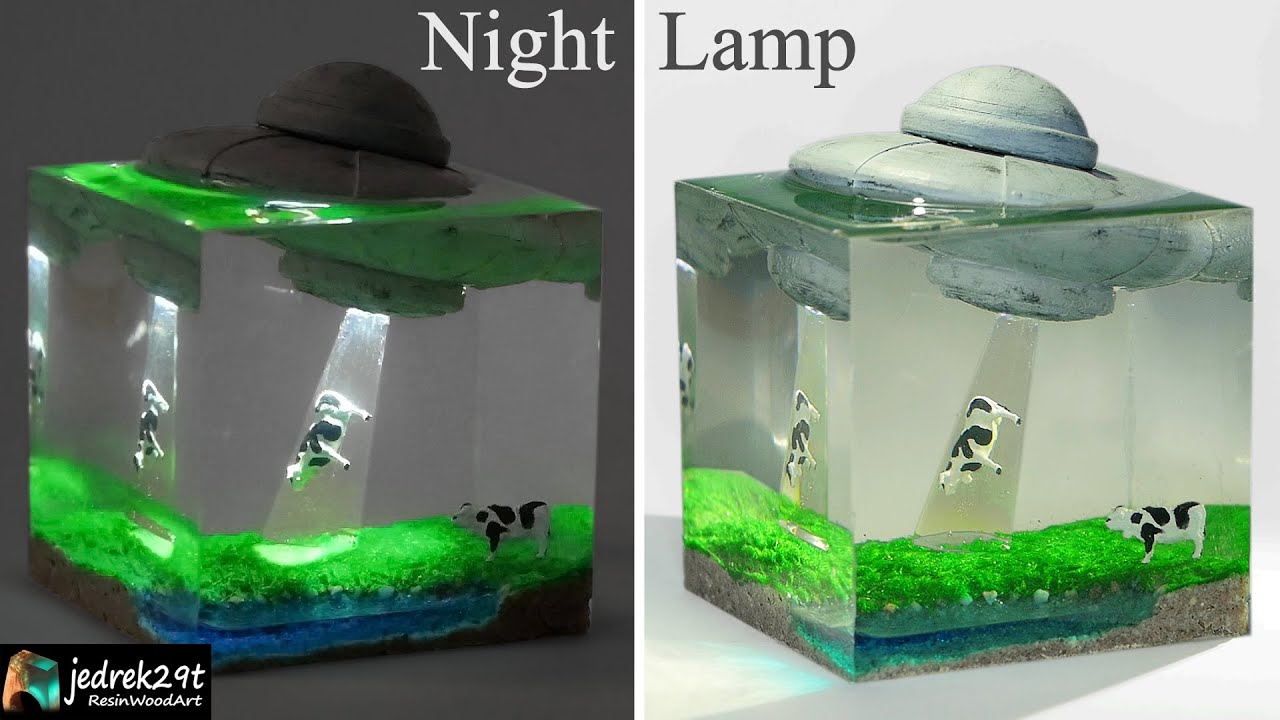 Alien 👽 Ufo 🛸 DIORAMA - Night Lamp / RESIN ART