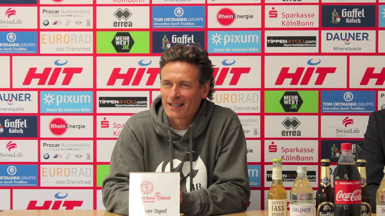 Pressekonferenz vor dem Spiel in München