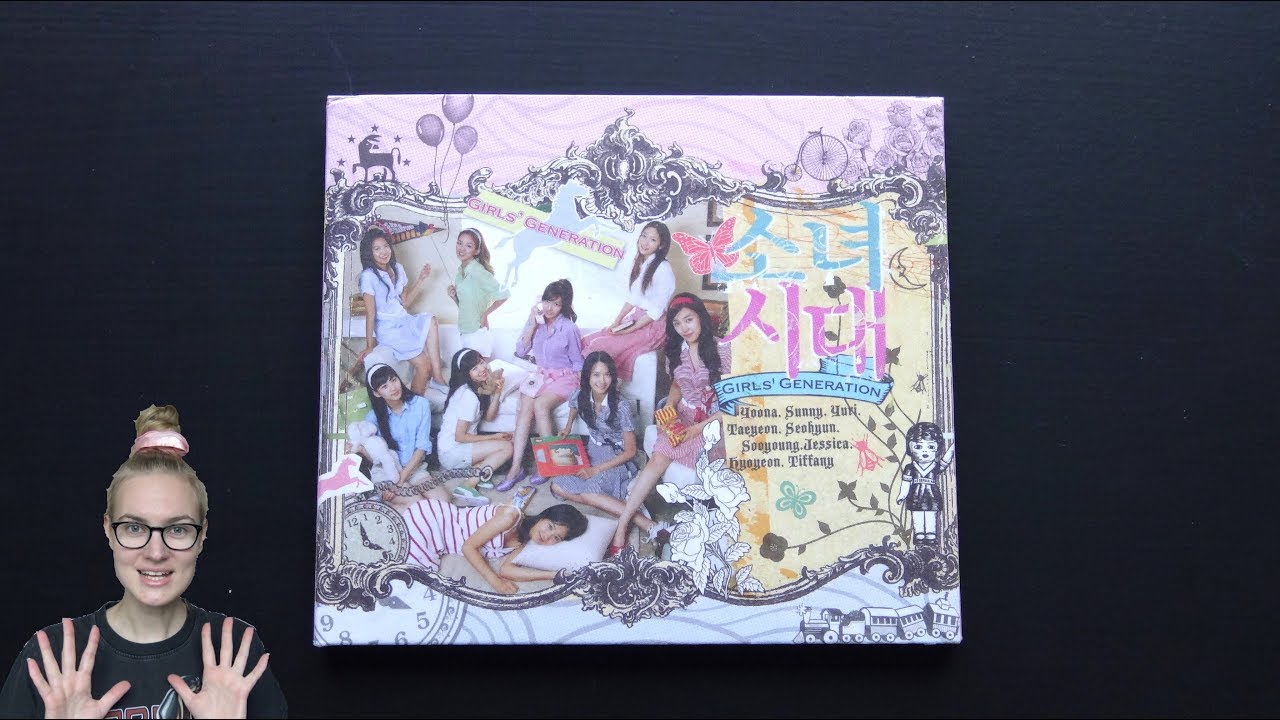 Unboxing Girls' Generation 소녀시대 1st Korean Single Album Into The New World 다시 만난 세계