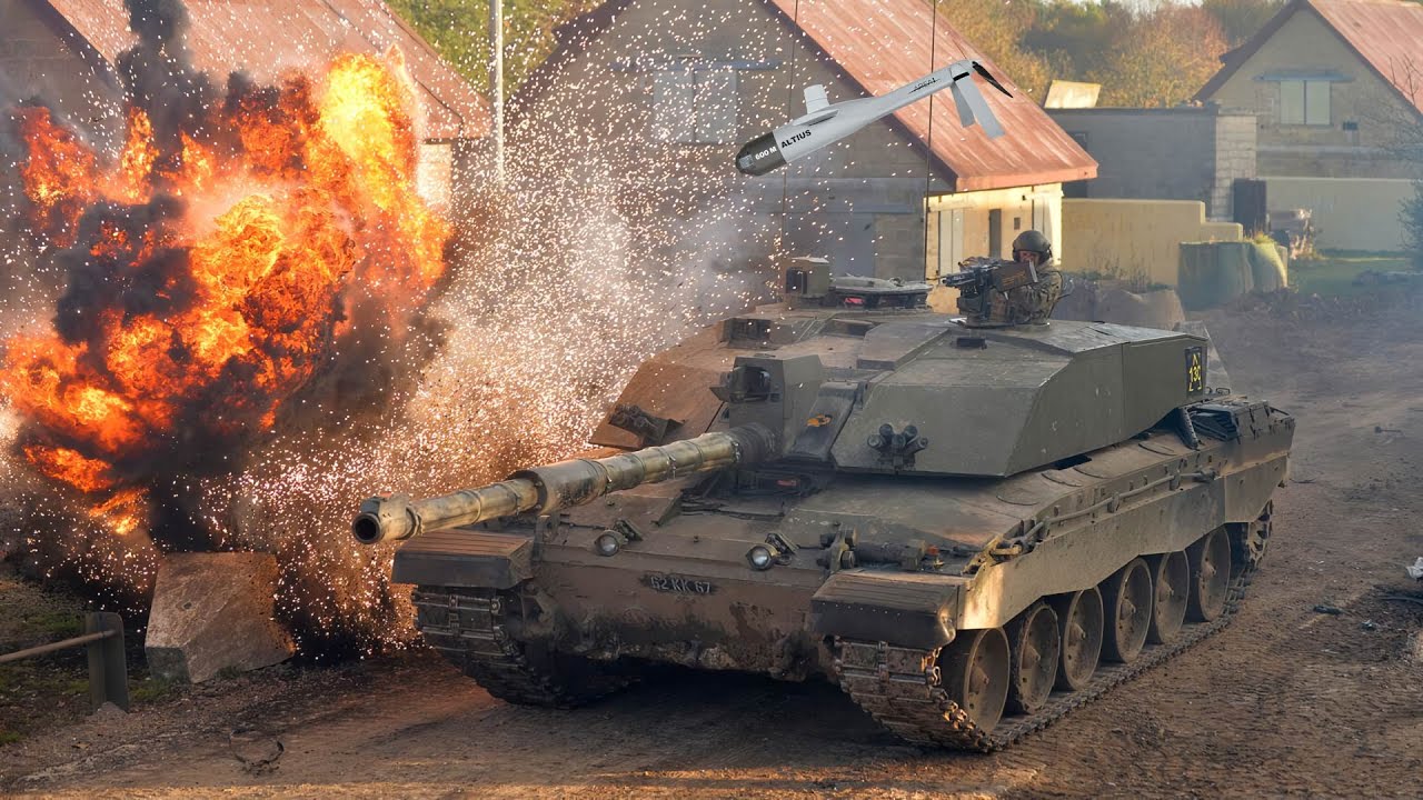 Kamikaze Drones ALTIUS-600 Destroy Russian Artillery