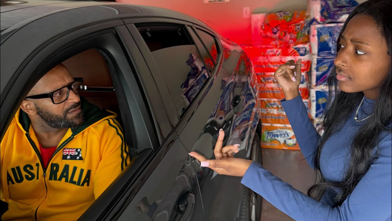 Brooke rushes to tells Larry that Bethany is invading her privacy!