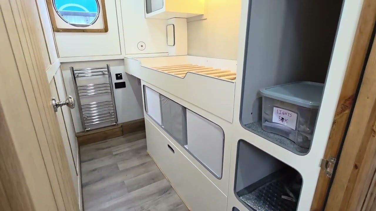 Steele is a 60 x 12.5ft Widebeam, offered for sale at £144,950