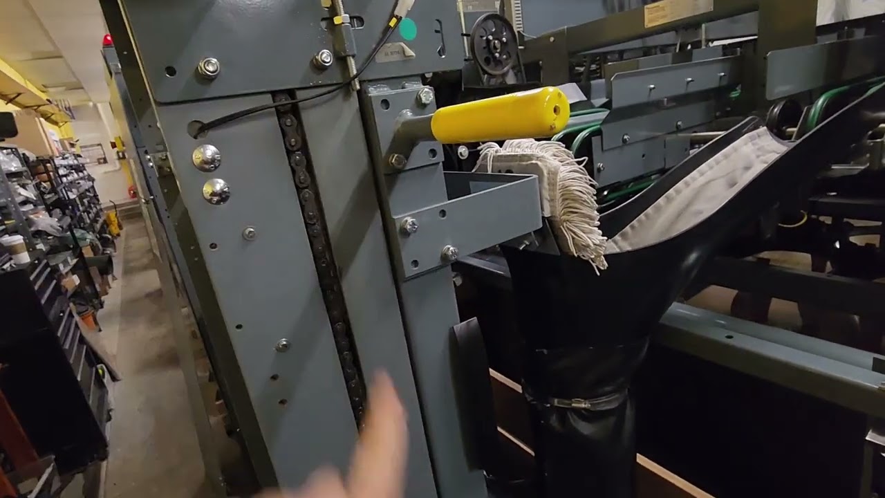 Brunswick GSX - Elevator Shovel Chain Tension Adjustment.