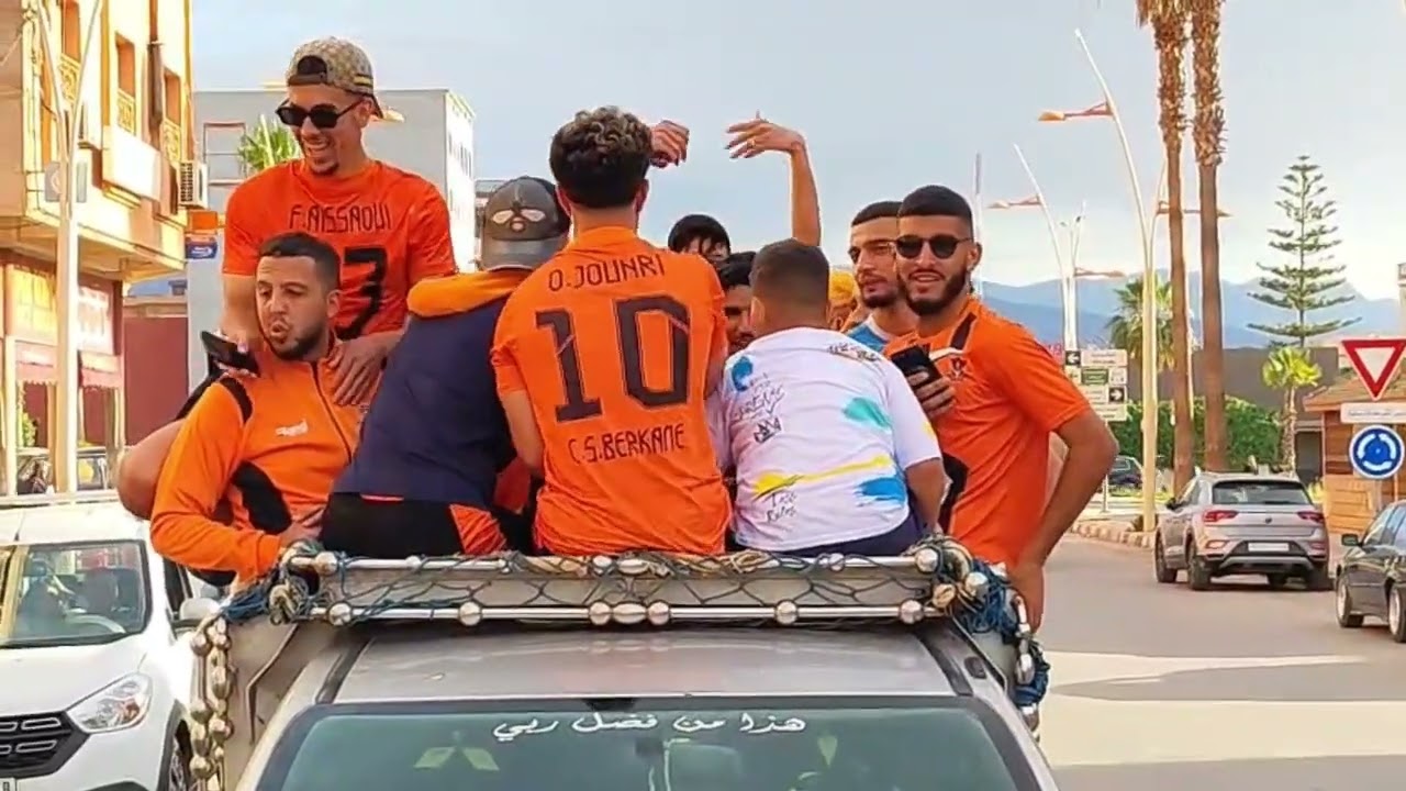 فرحة لاعبي فريق نجوم بركان بالصعود إلى الدور الممتاز