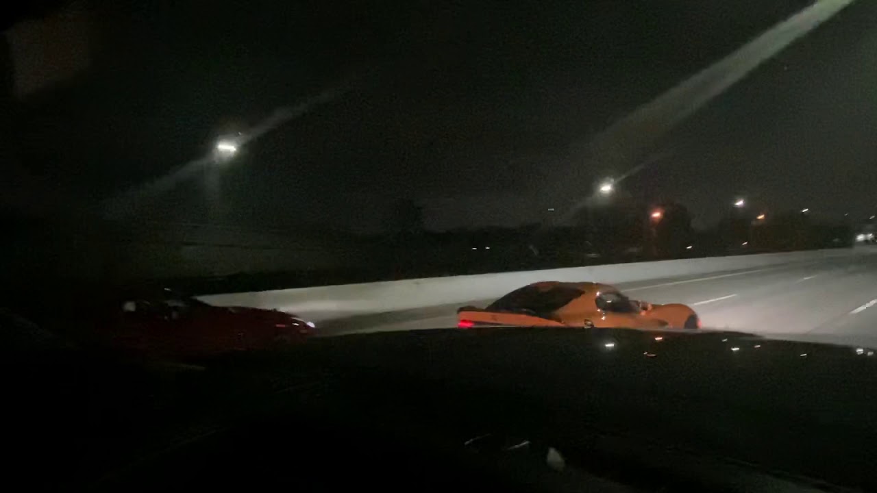 Texas streets 2019 2000hp calvo viper vs 1800hp GTR