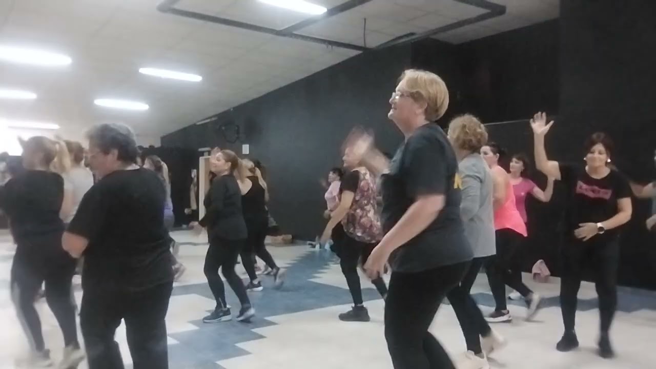 Mis coreografía para adultos mayores,simples y divertidas siempre ❤️