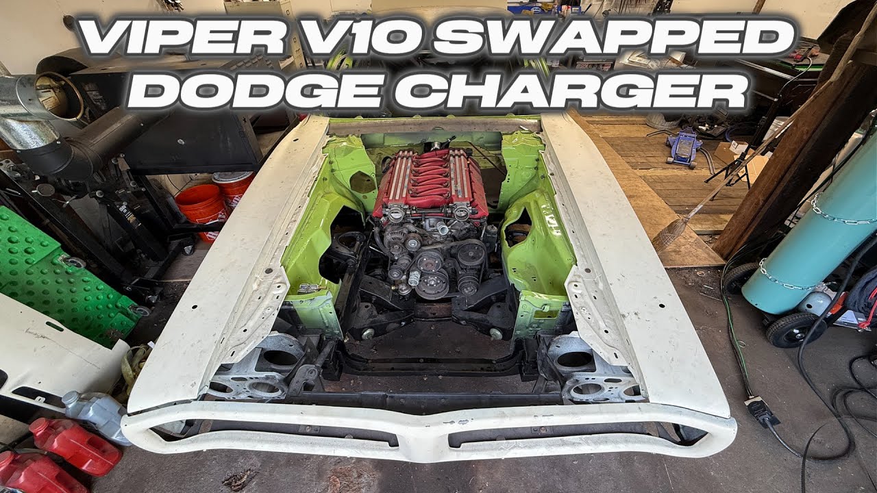 Dodge Charger получил нестандартные опоры двигателя и карданный вал.