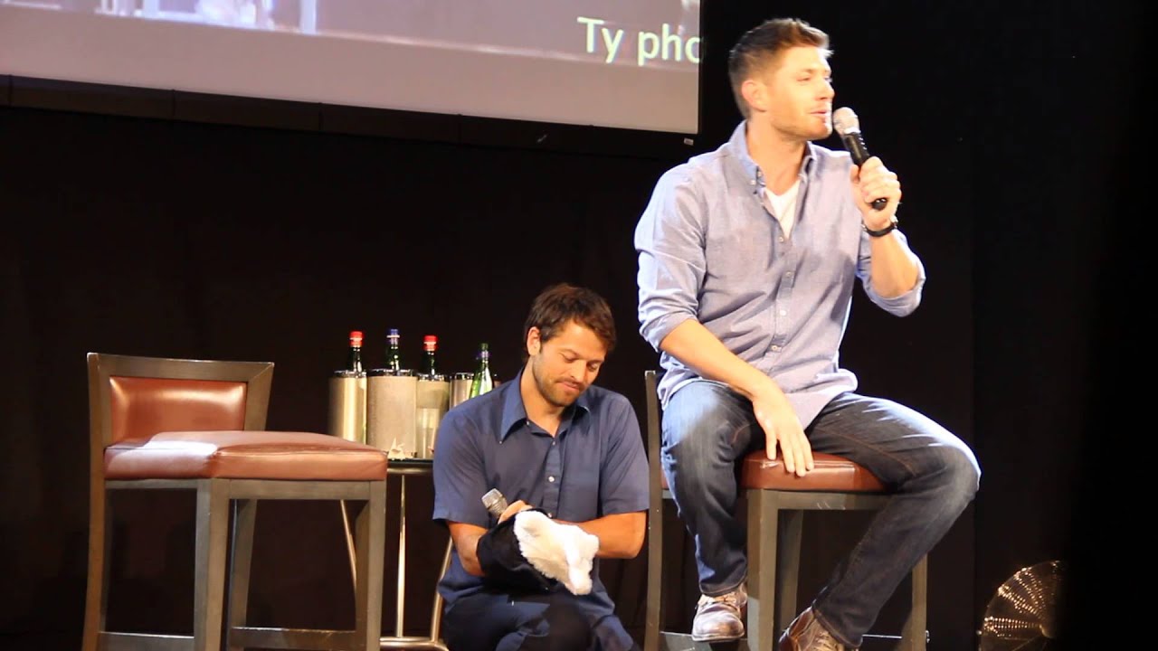 jibcon5 Jensen and Misha - fun with bunny