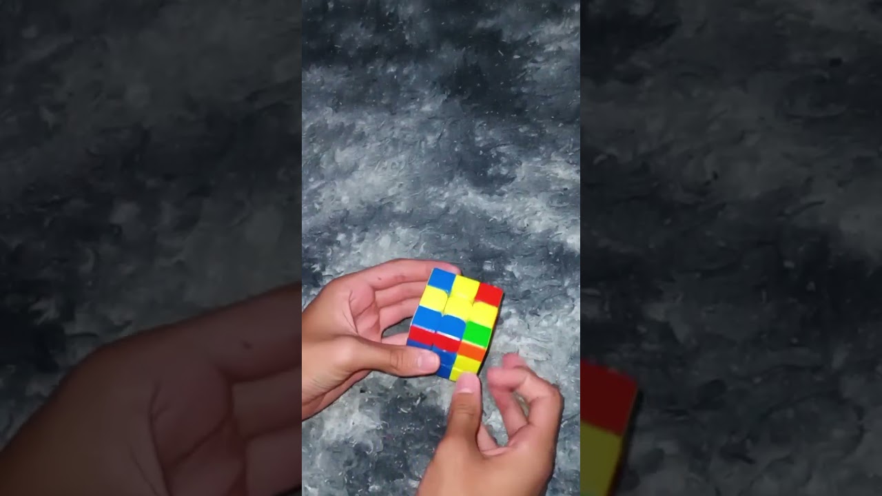 Reconstrução do recorde mundial do cubo mágico 