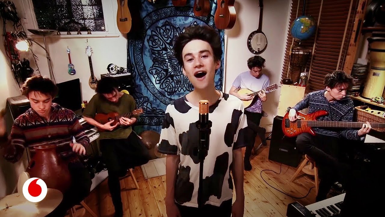 Jacob Collier, el genio musical que salió de YouTube para ganar dos Grammys