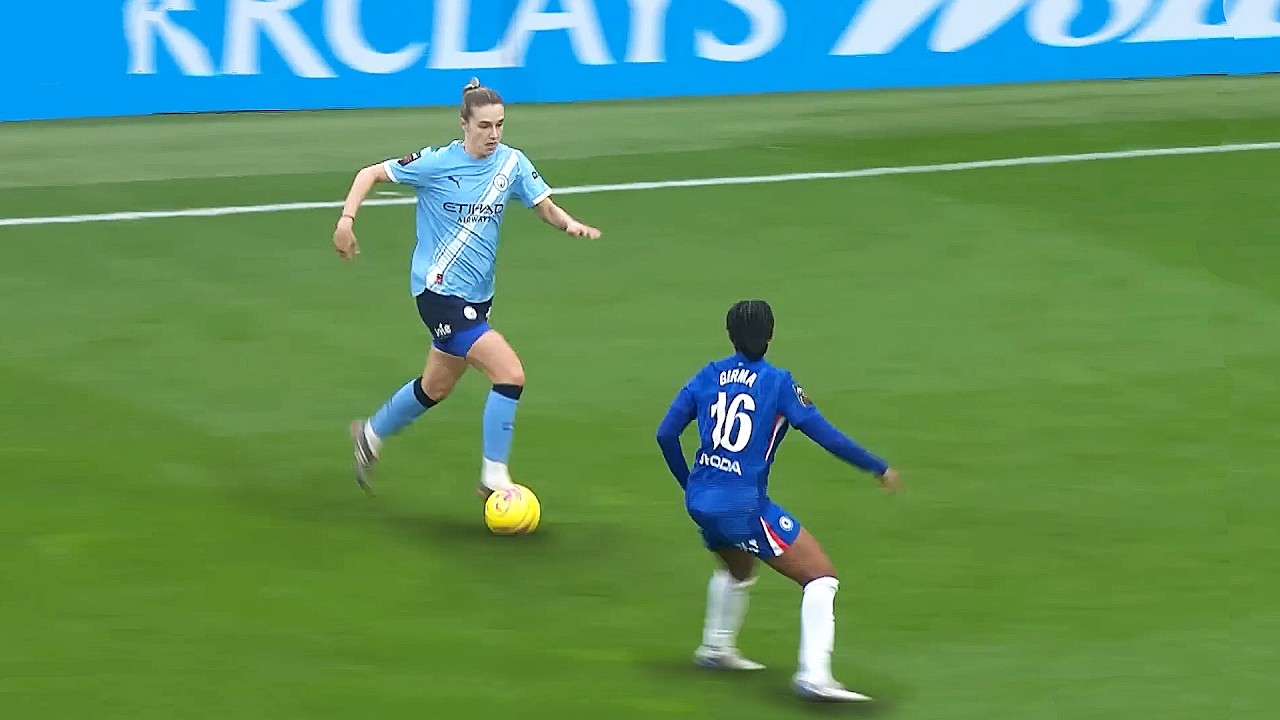 The Genius of Vivianne Miedema