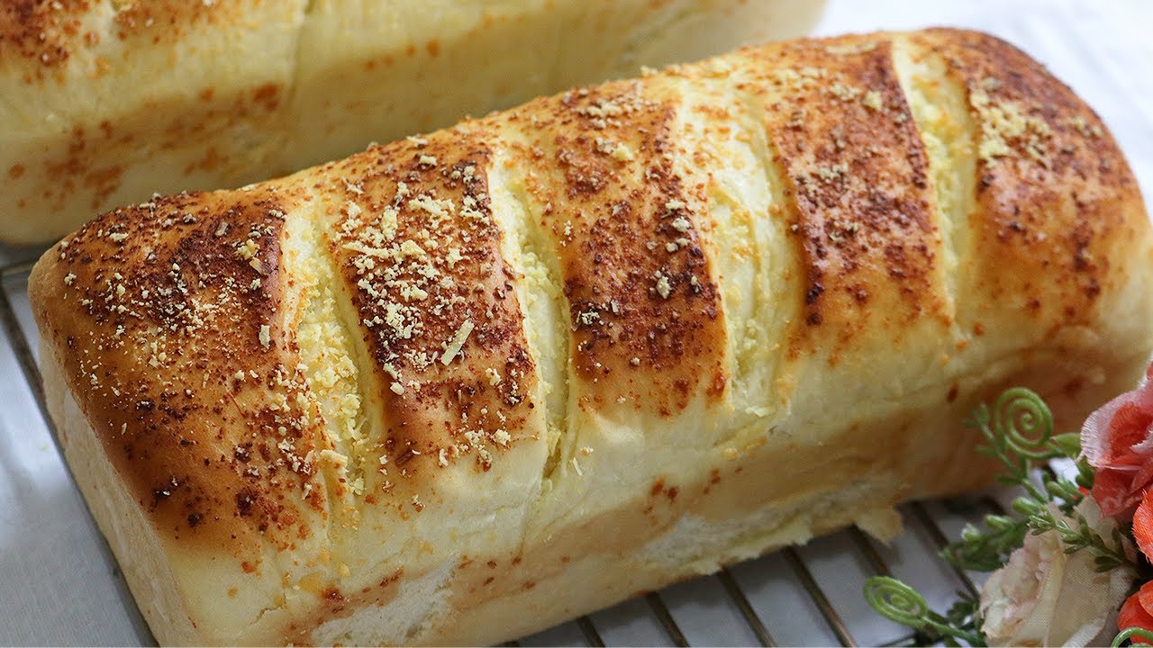 PÃO MINEIRO - RECEITA DE PÃO CASEIRO COM QUEIJO PARMESÃO MUITO FOFINHO E FÁCIL DE FAZER