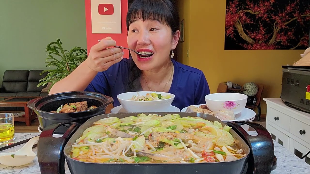 THU HOẠCH BẠC HÀ VÔ NẤU NỒI CANH CHUA CÁ BA SA NGON QUÁ,GÀ KHO GỪNG