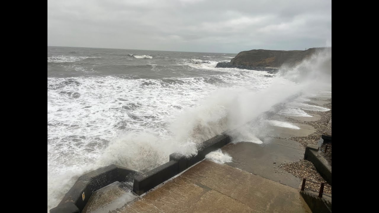 Huge waves at Seaham