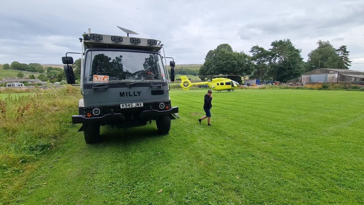 YORKSHIRE AIR AMBULANCE LAND NEXT TO ME 😲