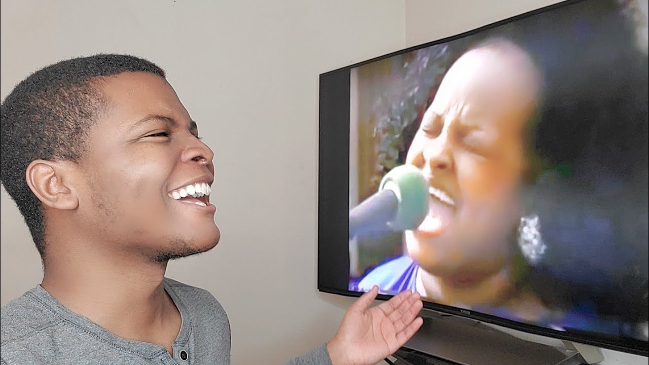 Twinkie Clark - Riffs/Runs & Vocal Styles (REACTION)