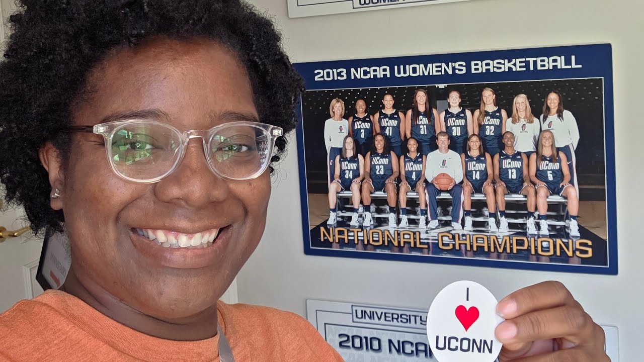 Quita ЗАХВАТЫВАЕТ спортивный музей UConn + экскурсия по Gampel