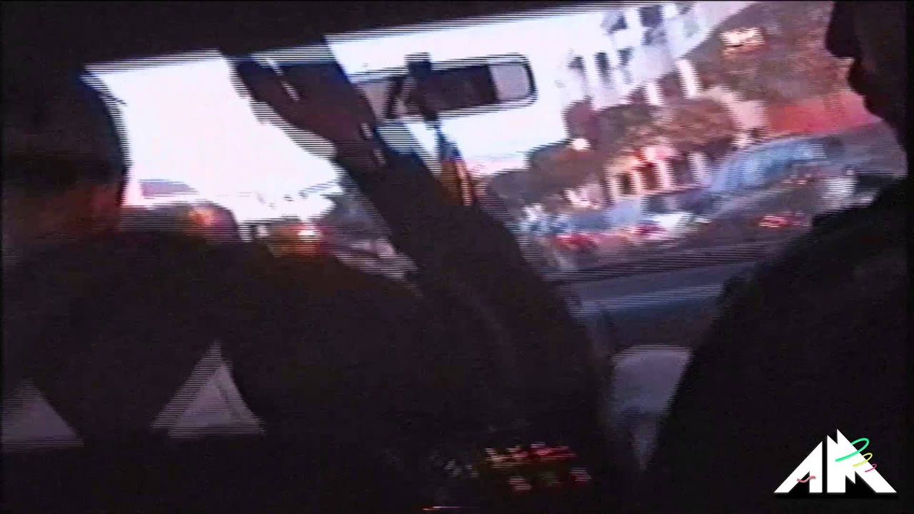 luxury elite & マクロスm a c r o s s 82-99 - ウォーク·オン·バイ