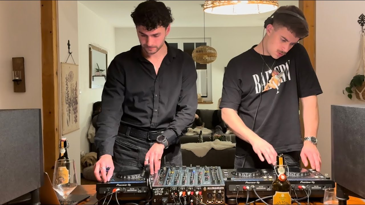 cozy living room session | tax b2b 0_drei
