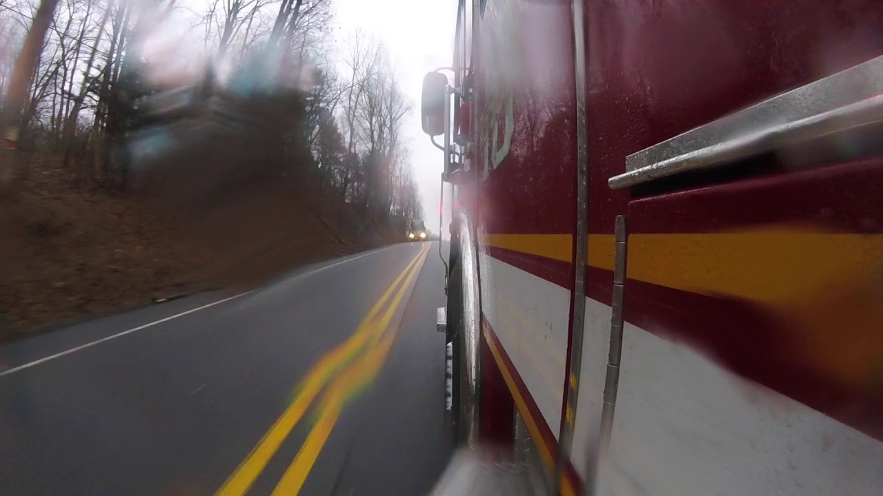 Rescue 10 responding to Working Fire in Cleona Borough 2/11/20