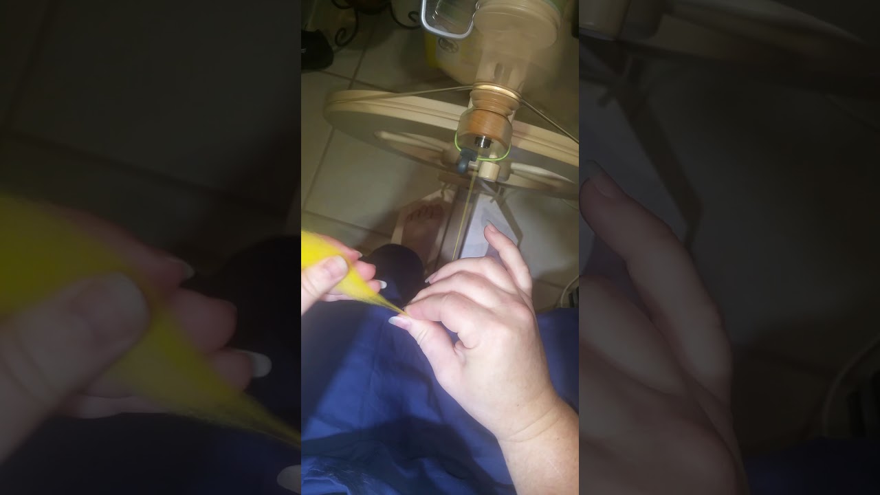 Spinning Fibers Up-side Down Underhanded Short Forward Draw