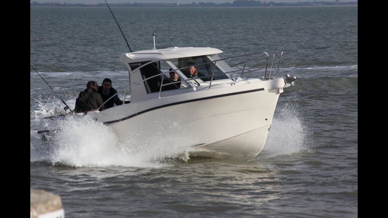 OCQUETEAU TIMONIER 625 presentation : entrez dans le monde de l'INBOARD !