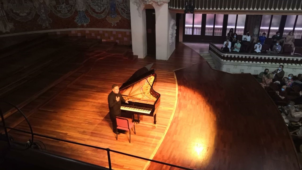 Arcadi Volodos plays Encore - Brahms Intermezzo Op. 117 No 1 - live 2021