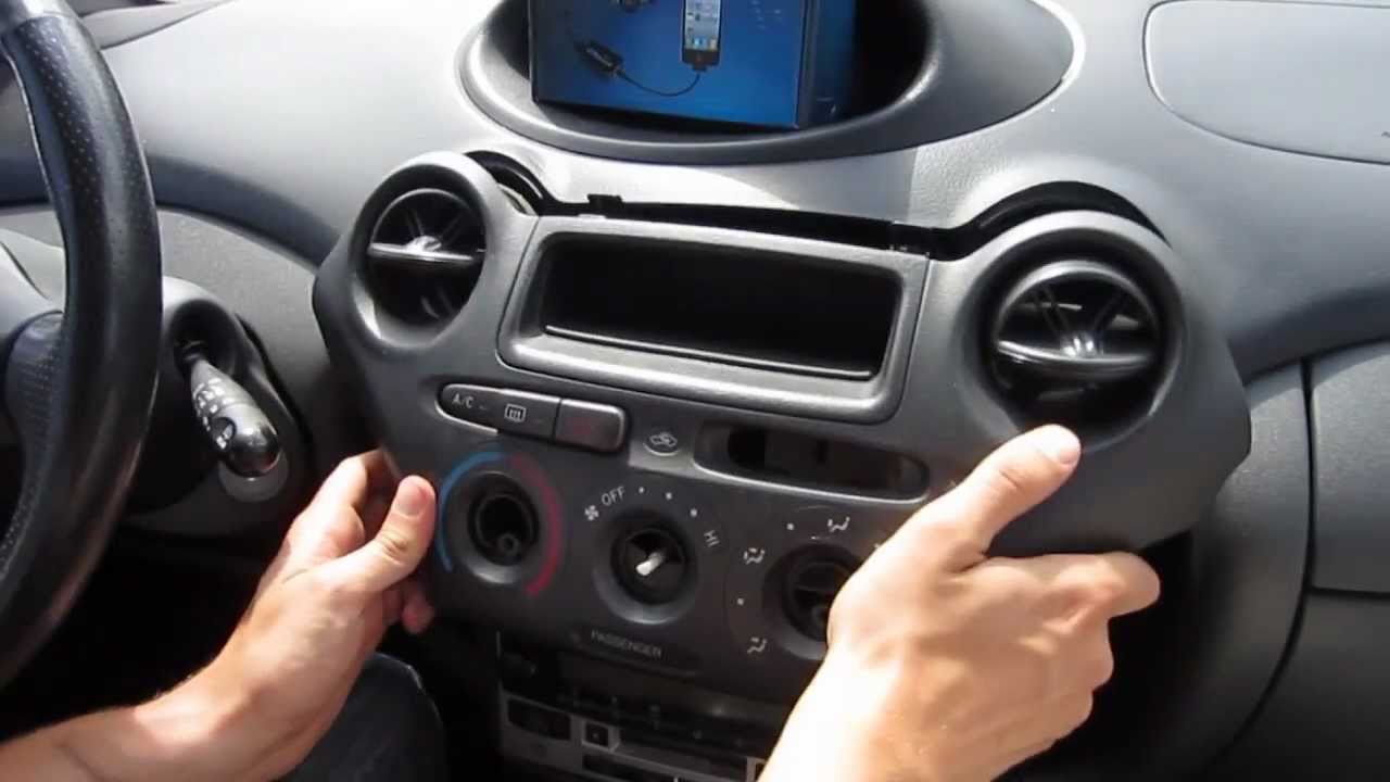 Автомобильные комплекты GTA - Toyota Echo 1999-2005 для установки адаптера iPhone и iPod на штатн...