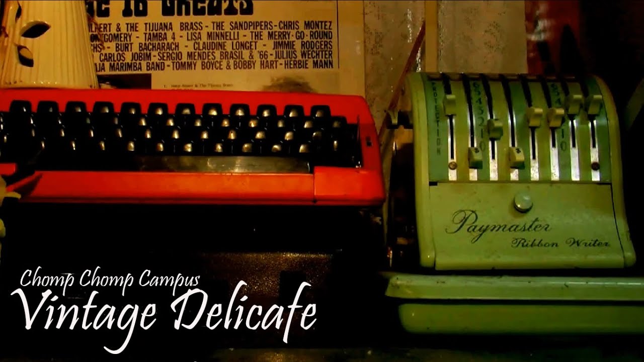 Chomp Chomp Campus - Vintage Delicafe