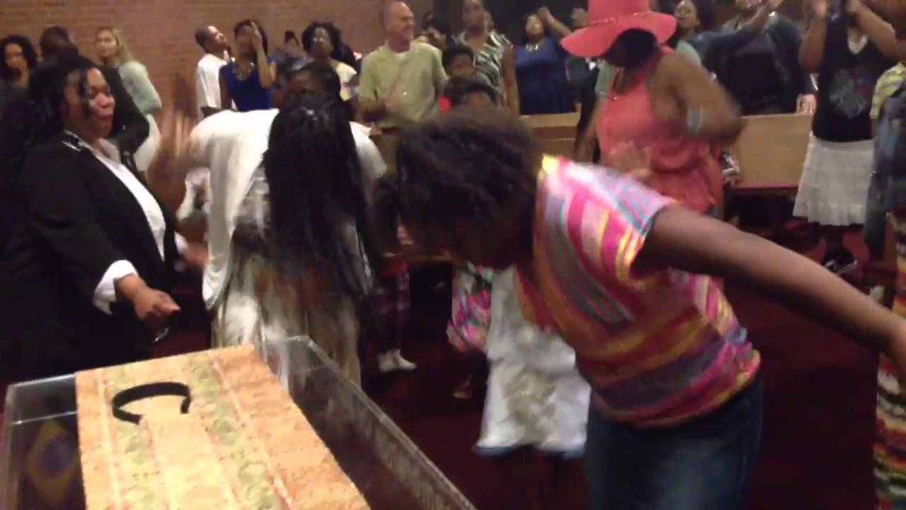 Yet Praise and Kierra Sheard Holy Ghost Take Over after Ser