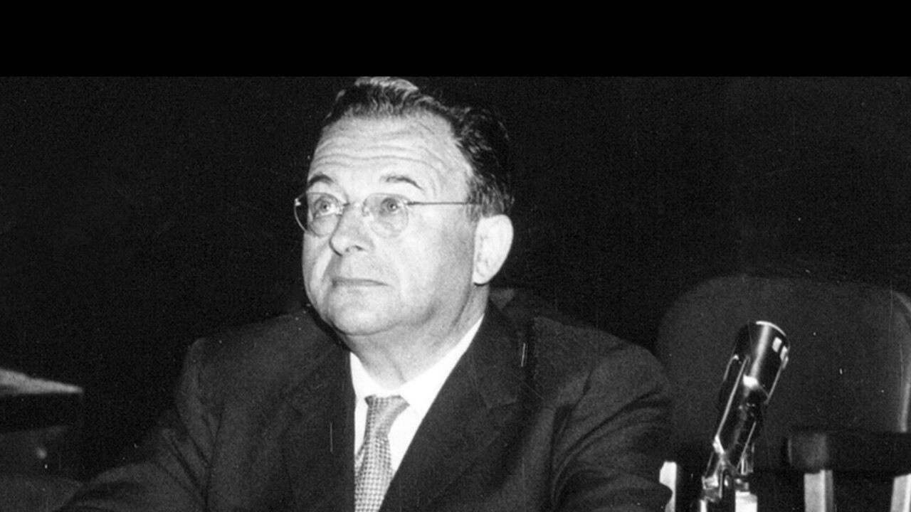 La tarea principal del hombre es no volverse loco: Erich Fromm - UNAM Global