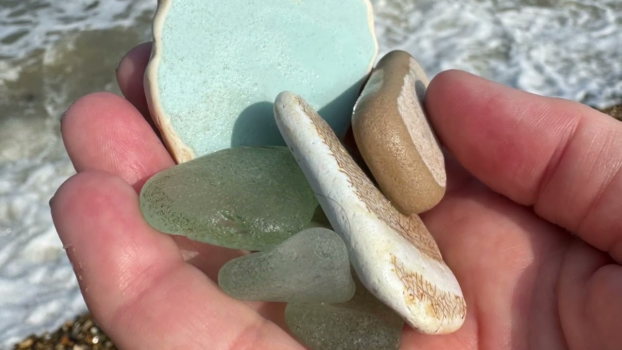 Sheerness beachcombing at high tide. #isleofsheppy great frosted #seaglass #beachplastic and #lego