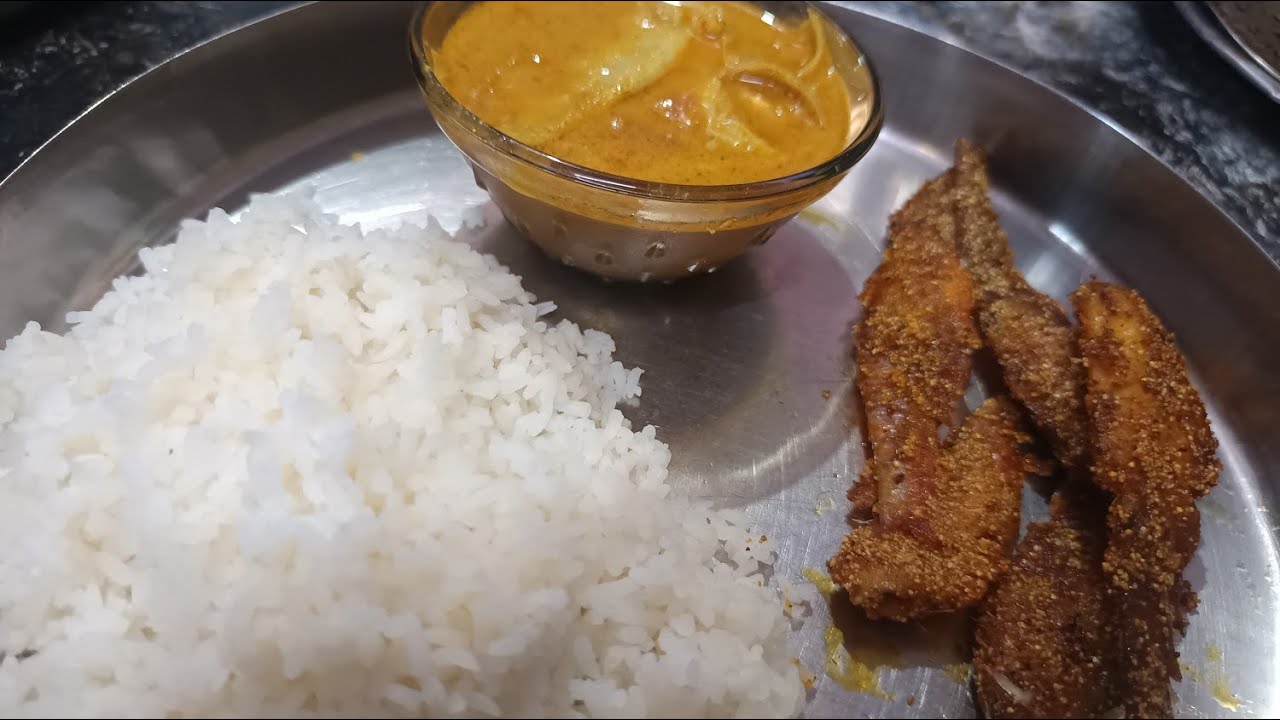Fish Curry And Fry 😋😋#fish ##viralvideo ##homekitchen ##foodiemooodie Channel pls Subscribe 🙏