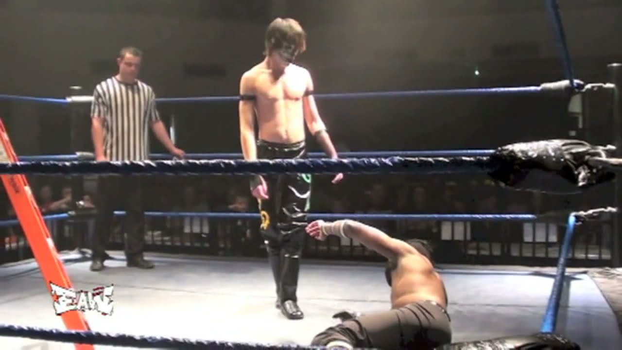 EAW Stealth v The Chameleon LIGHTHEAVYWEIGHT CHAMPIONSHIP LADDER MATCH Retribution 10 Rushden