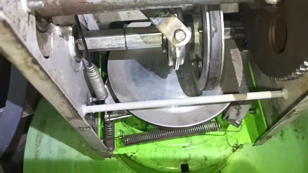 Снегоуборщик не едет назад снегоуборщик медленно едет назад.Redverg 240 65 доработка снегоуборщика