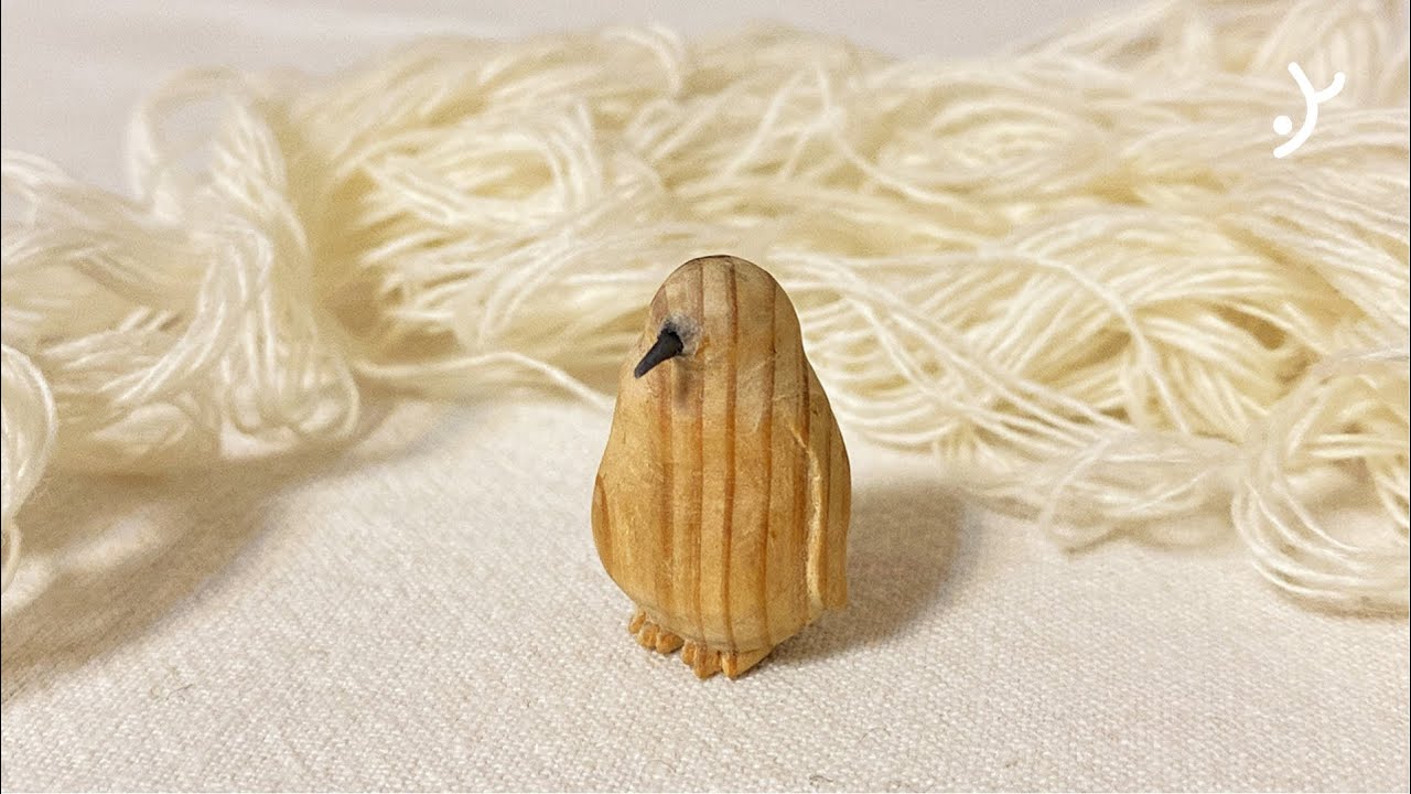 나무 조각 - 펭귄 (Wood Carving - Penguin)