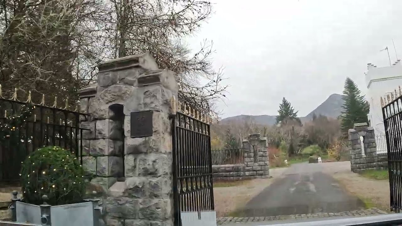 Irish Collection - Ballynahinch Castle Drive