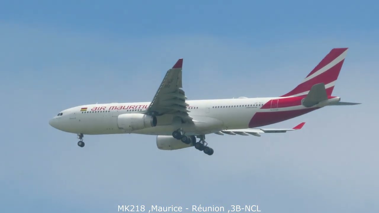 La Réunion, Plane Spotting St Denis - Roland Garros (RUN)