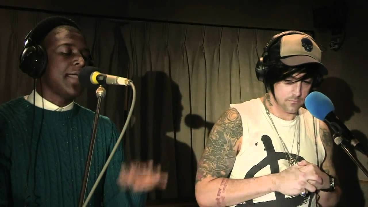 Radio 1's Live Lounge - LostLabrinth - Earthquake.prophets vs.